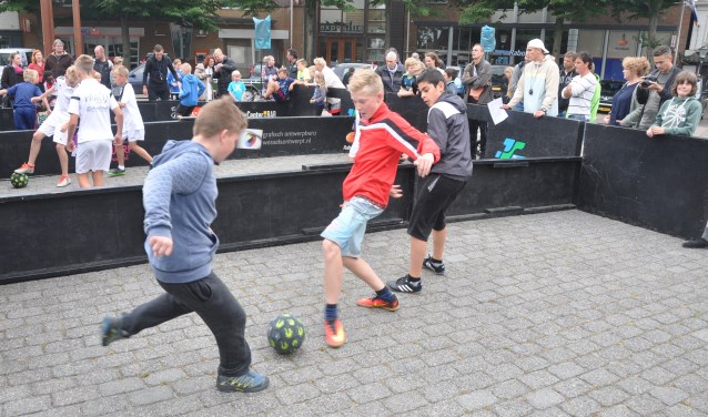 Morgen wordt vanaf 13:00 uur het Texels kampioenschap Panna gehouden op de Groeneplaats in Den Burg.
