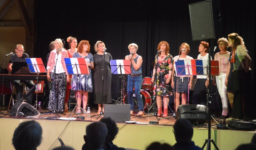 De Chansongroep van Artex, één van de optredens tijdens Lindeboom Live.