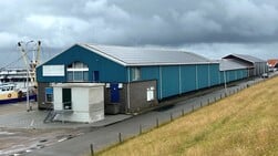 Viskwekerij in haven Oudeschild komt er niet: “Aan het lijntje gehouden”