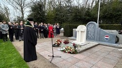 “Verplaats monument naar andere plek”