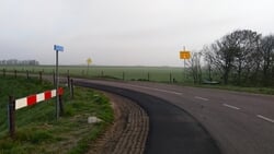 Nieuw asfalt Zaandammerdijk, ‘twee dagen afgesloten’