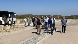 Parkeerterreinen paal 12 en paal 15 heropend