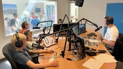 Kinderen Bruinvis maken zelf radio
