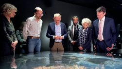 Minister Cultuur bezoekt Museum Kaap Skil