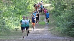 Sem Hiddinga glorieuze winnaar tweede Turfveldcross
