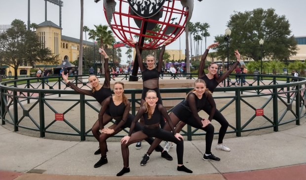 Het demoteam Lacrimosa, vierde op het National Dance Team Championschip.