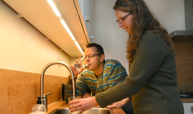 Wilco en Maaike Veenstra uit Drachten kozen vorig jaar voor een waterontharder van Mezutec.