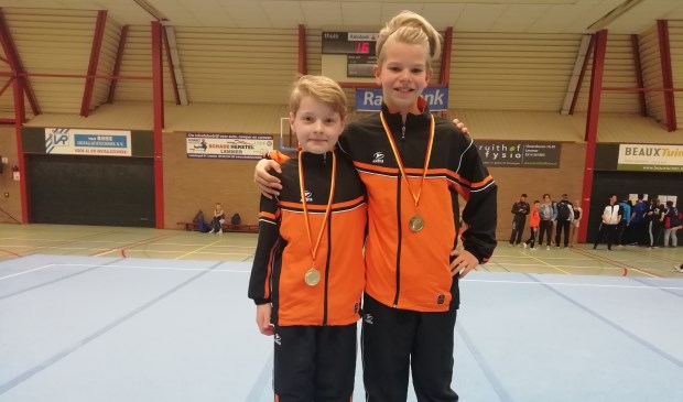 Patrick Hanenburg en Boas Westerdijk (de kampioenen).
