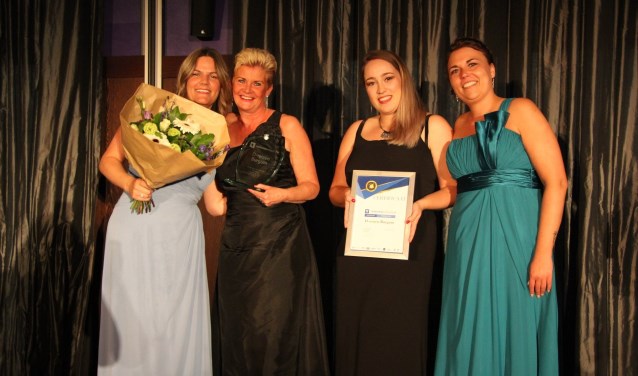 Het team van D-reizen Burgum, v.l.n.r.: Jessica Deug, Astrid Roorda, Marissa van der Woude en Judith Roorda.