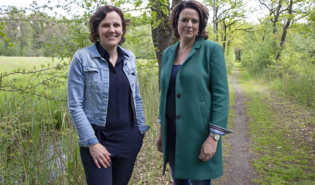 Sandra Antonides en Jolanda Dam zijn de uitvaartverzorgers van Uitvaartzorg Memoria.