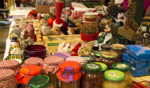 Jaarlijkse kerstmarkt Liduina en De Lingehof