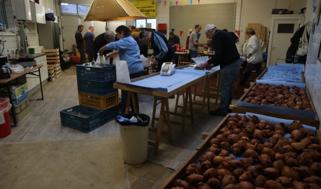 Zevende Bakcentrum op volle toeren. (foto: Hans Rutgers)