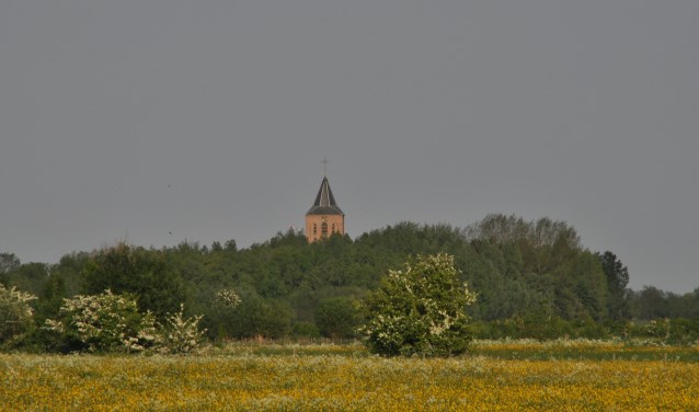 Overzicht Rosandse Polder met kerk Oud-Zevenaar (foto: Gerrit van Alst)