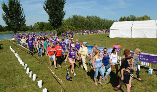 Wandelestafette van samenloop voor hoop in het Horstenpark (foto: Organisatie Samenloop voor Hoop