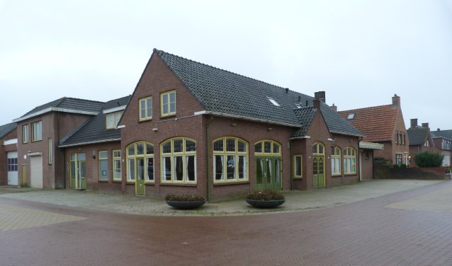 Pand Carolus hoek Fazantstraat-Korte Molenstraat, Driel. foto: Roel Wagenaar)