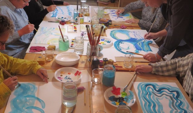 Workshop 'dolfijnen'. (foto: M. van Meurs van Hartistiek)
