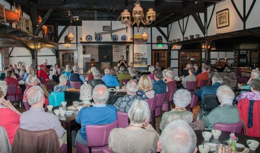 Met dialect op de koffie bij Erve Kots. (foto: Ruud Hamburger/PR)