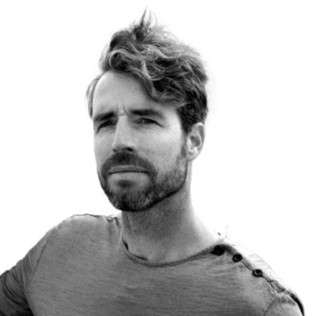 Merijn Tinga, beter bekend als The Plastic Soup Surfer.