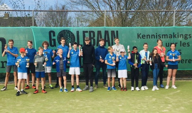 Finalisten Clubkampioenschappen Jeugd ETV De Helster. (foto: L. Dasselaar)