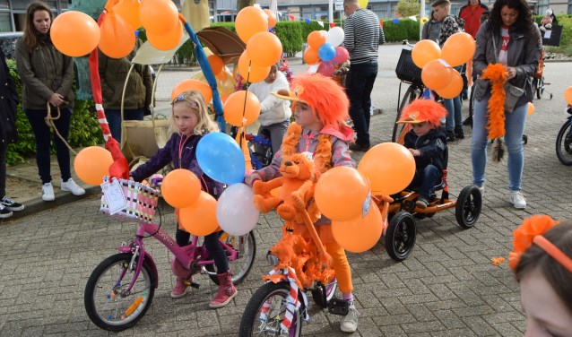 Deelnemers fietsoptocht 2018. (foto: John Regensburg)