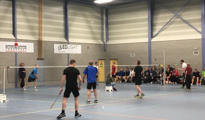 Badmintontoernooi. (foto: Alberdien Langen)
