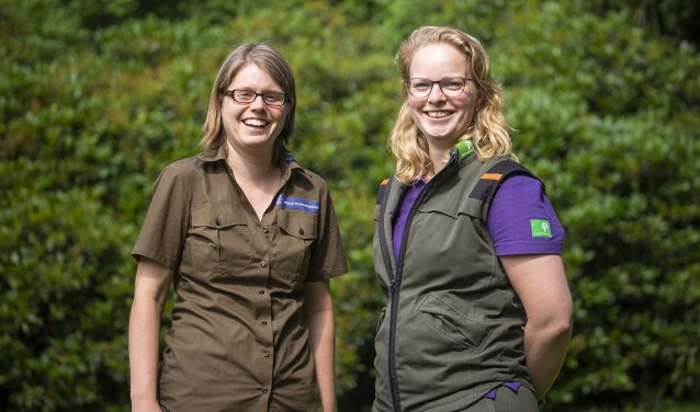 Boswachters Ellen en Lydie. (foto: Natuurmonumenten)