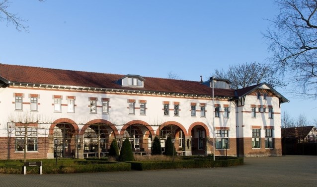 Residence Het Witte Huis in Zetten