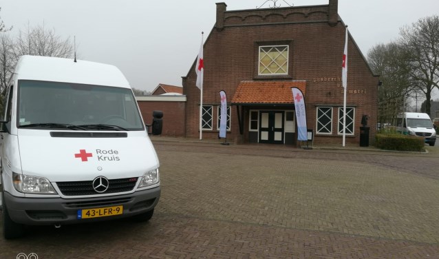 Rode Kruis Lingewaard-Overbetuwe was onlangs nog actief in Doornenburg. (foto: Eric Versteeg/Rode Kruis)