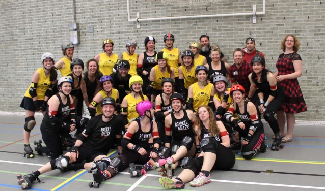 Black Sheep Honey Rollers uit Middelburg tegen Roadkill Rollers Nijmegen afgelopen april in Breda.