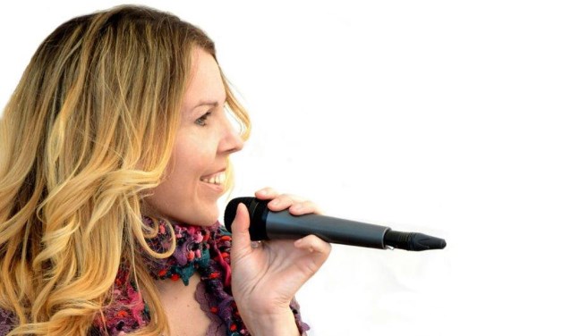 Yoke Anders is vrijdag 24 mei te zien en te horen bij het Open Podium in Elst. (foto: PR NK Straatmuzikantenfestival)