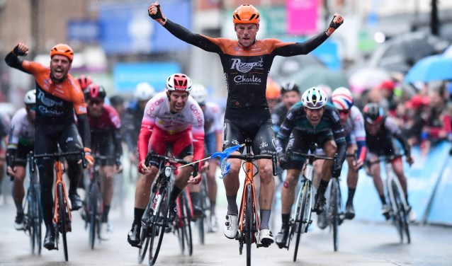 Huissens wielertrots Jesper Asselman boekt een heroische zege in Yorkshire. (foto: BSR Agency)