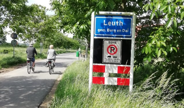 Entreebord Leuth. (foto: Jo Coerwinkel)